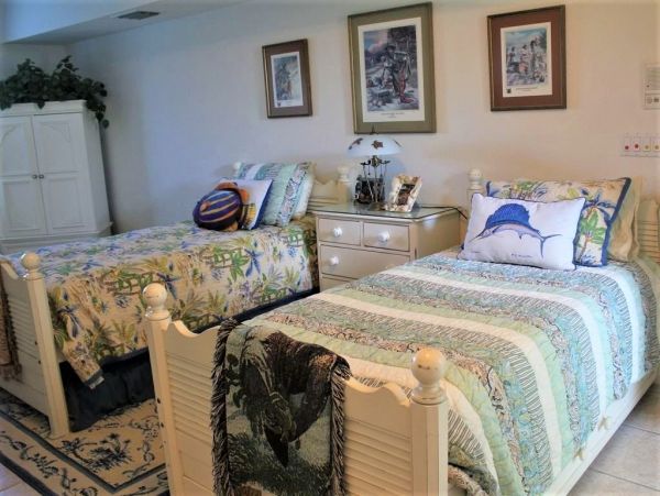 Four Bedrooms Gulf View Vacation Home in Holmes Beach