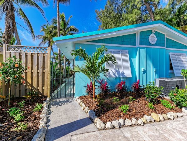 Beachfront Paradise on the Gulf of Mexico - 2 Bedroom Vacation Rental
