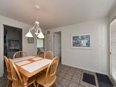 Holmes Beach 3 Bedroom Vacation Rental Home with Shared Pool