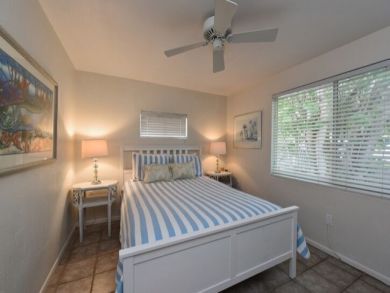 Holmes Beach 3 Bedroom Vacation Rental Home with Shared Pool