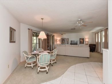 Holmes Beach 2 bedroom Condo Sleeps 4 with Communal Pool Holmes Beach 2 bedroom Condo Sleeps 4 with Communal Pool