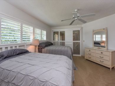 Holmes Beach 2 bedroom Condo Sleeps 4 with Communal Pool Holmes Beach 2 bedroom Condo Sleeps 4 with Communal Pool