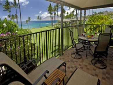 Spacious furnished oceanfront lanai