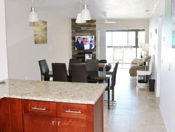 Holmes Beach Vacation Rental Condo Two Bedrooms