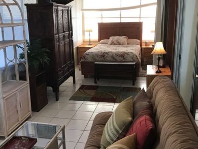 Bradenton Beach Bay Front Condo, Two Bedrooms. Bradenton Beach Bay Front Condo, Two Bedrooms.