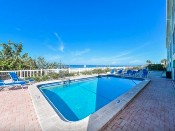 Bradenton Beach 2 Bedroom Beach Condo Sleeps 6 Gulf VIews
