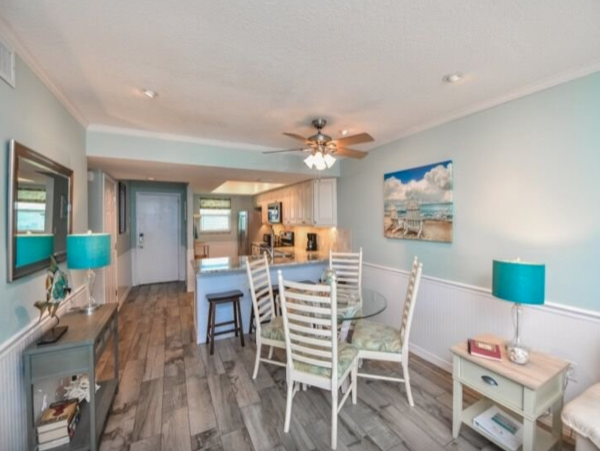 Bradenton Beach 2 Bedroom Beach Condo Sleeps 6 Gulf VIews