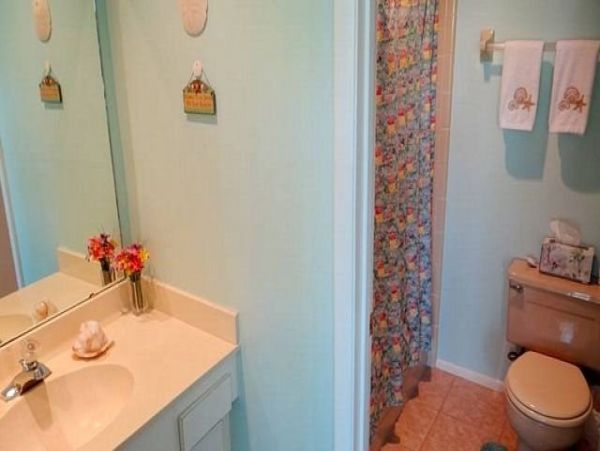 Gulf Front Two Bedroom Vacation Condo in Holmes Beach