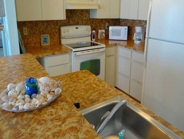 Gulf Front Two Bedroom Vacation Condo in Holmes Beach