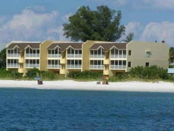 Gulf Front Two Bedroom Vacation Condo in Holmes Beach