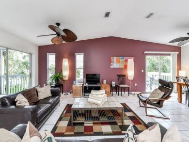 Anna Maria Island Holmes Beach Home 906736 Anna Maria Island Holmes Beach Home 906736