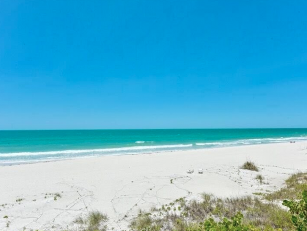 Luxury Direct Beachfront Anna Maria 3 Bedroom Vacation Home