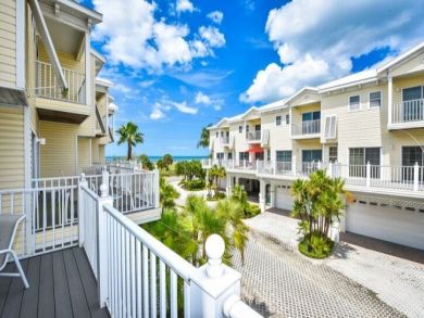 Bradenton Beach 3 Bedroom Vacation Condo Sleeps Eight Guests