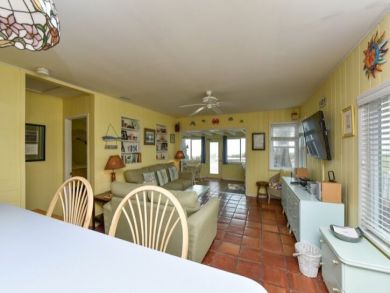 Anna Maria Island Holmes Beach Home 906752
