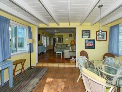 Anna Maria Island Holmes Beach Home 906752