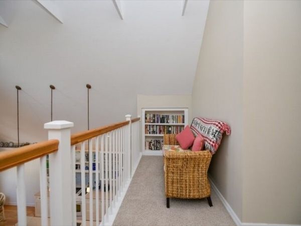 Three Bedroom Pool Home in Holmes Beach Sleeps Eight Guests
