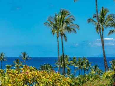 Wailea Vacation Condo Sleeps Six Guests Walk To Beach