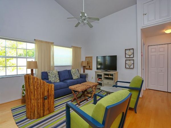 Holmes Beach Three Bedroom Accommodation