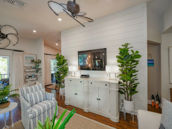 Short Walk to Beach Anna Maria Island Vacation Pool Home