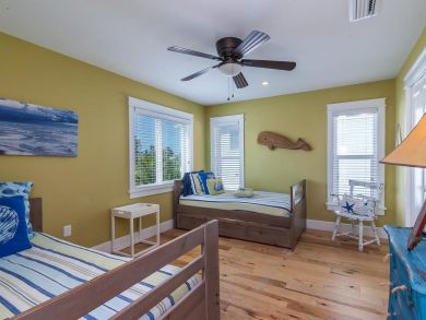 Luxury Rental Right Across the Street from the Beach