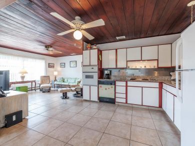 Anna Maria Island Holmes Beach Home 906775