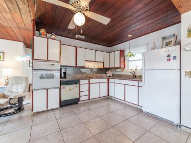 Anna Maria Island Holmes Beach Home 906775