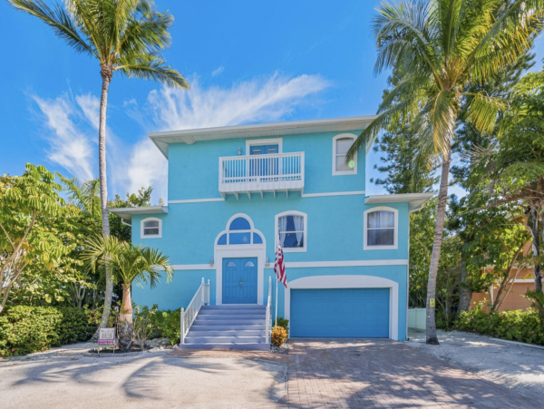 Anna Maria Bay Four Bedroom Water View Vacation Home