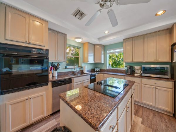 Anna Maria Bay Four Bedroom Water View Vacation Home