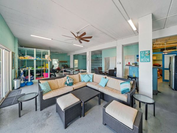 Anna Maria Bay Four Bedroom Water View Vacation Home