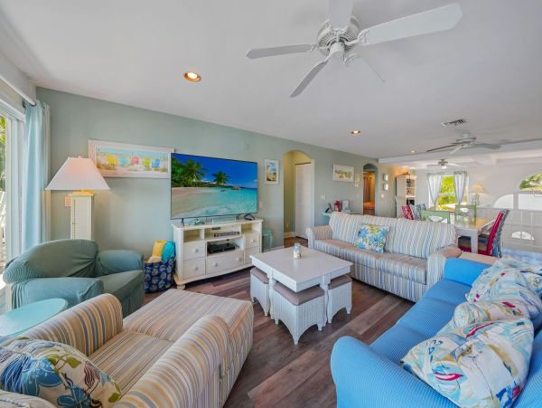 Anna Maria Bay Four Bedroom Water View Vacation Home