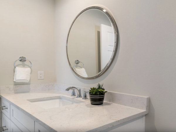 Charming Anna Maria Vacation Home One Block from Pine Avenue