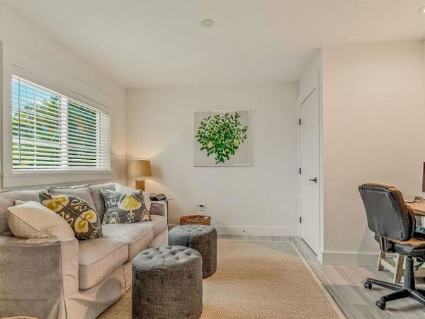 Holmes Beach 3 Bedroom Vacation Home Sleeps 8 With Pool