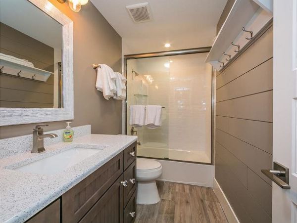 Bradenton Beach 4 Bedroom 3.5 Bathrooms Pool Home Bay Views