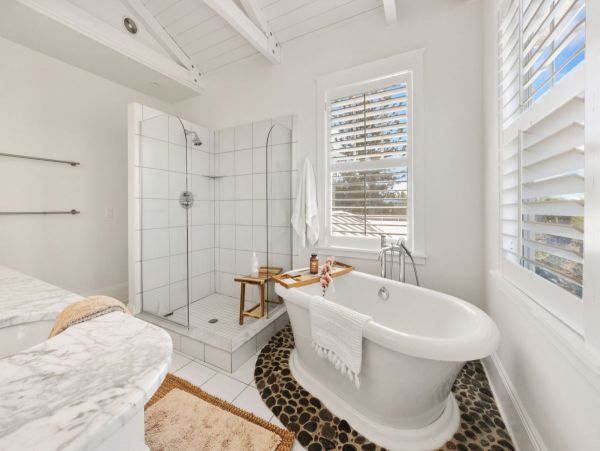 Anna Maria Island Luxury Vacation Rental Home - Florida Gulf Coast Beachfront Rental