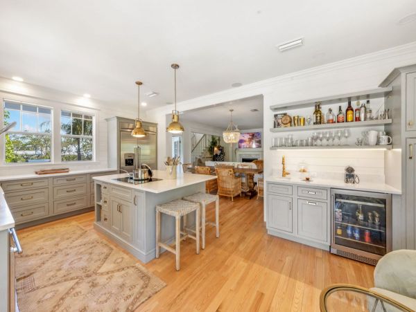 Anna Maria Island Luxury Vacation Rental Home - Florida Gulf Coast Beachfront Rental