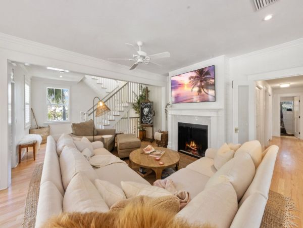 Anna Maria Island Luxury Vacation Rental Home - Florida Gulf Coast Beachfront Rental