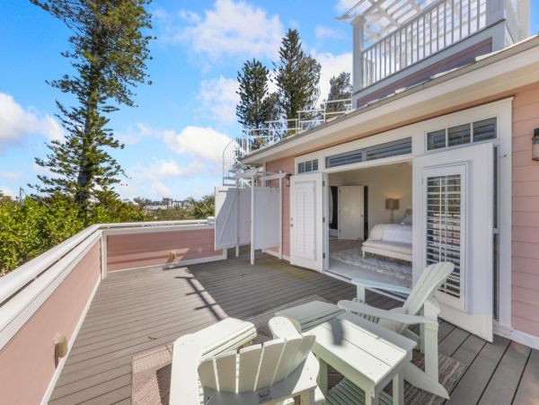 Anna Maria Island Luxury Vacation Rental Home - Florida Gulf Coast Beachfront Rental