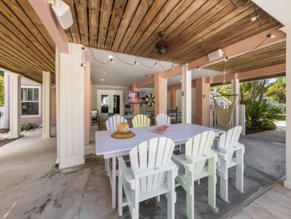 Anna Maria Island Luxury Vacation Rental Home - Florida Gulf Coast Beachfront Rental