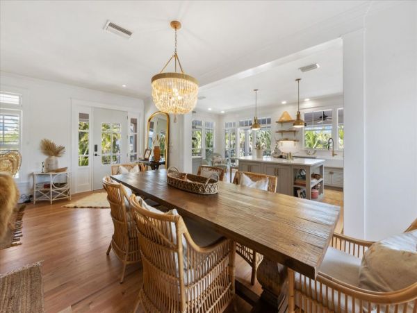 Anna Maria Island Luxury Vacation Rental Home - Florida Gulf Coast Beachfront Rental