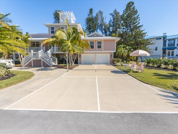 Anna Maria Island Luxury Vacation Rental Home - Florida Gulf Coast Beachfront Rental