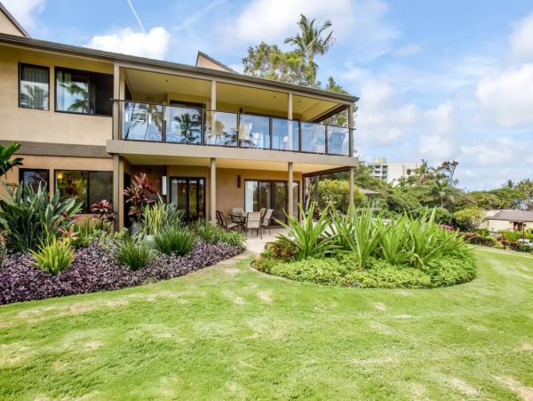 Two Bedroom Ocean View Vacation Condo in Wailea