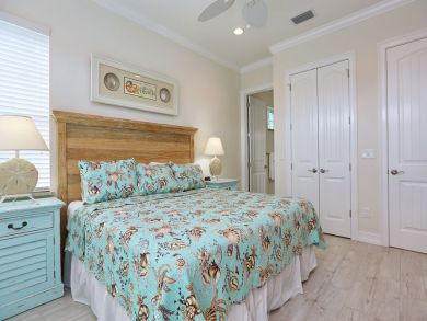 Homes Beach Vacation Rental Home Pool & Bar