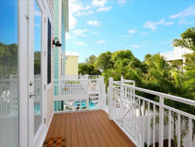 Homes Beach Vacation Rental Home Pool & Bar
