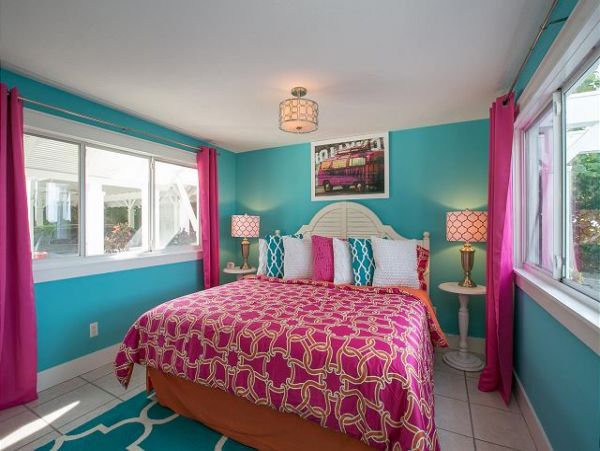 Beach Front House with Private Pool & 3 Bedrooms