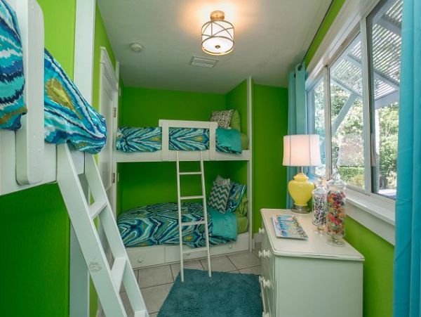 Beach Front House with Private Pool & 3 Bedrooms