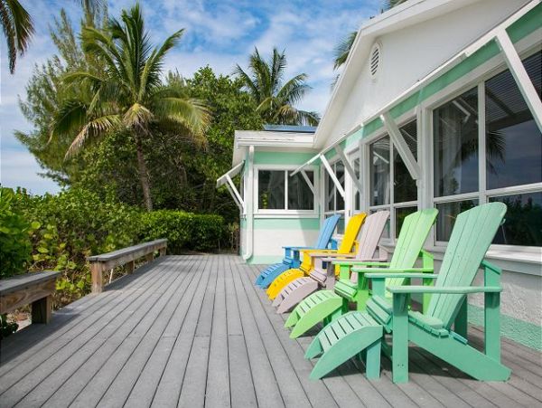 Beach Front House with Private Pool & 3 Bedrooms
