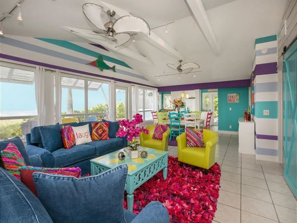 Beach Front House with Private Pool & 3 Bedrooms