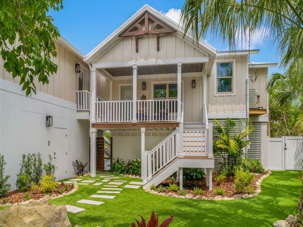 Anna Maria Home with 2 Bedrooms & Guest House with 1 Bedroom