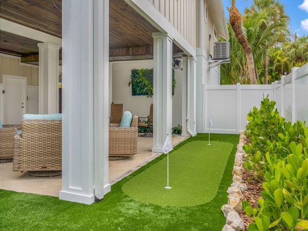 Anna Maria Home with 2 Bedrooms & Guest House with 1 Bedroom