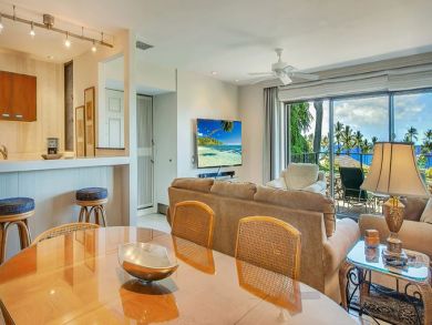 Two Bedroom Ocean View Rental Condo in Wailea